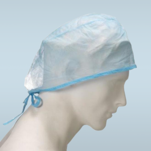 Cappellino con lacci